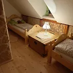 D' * Kamenný Újezd